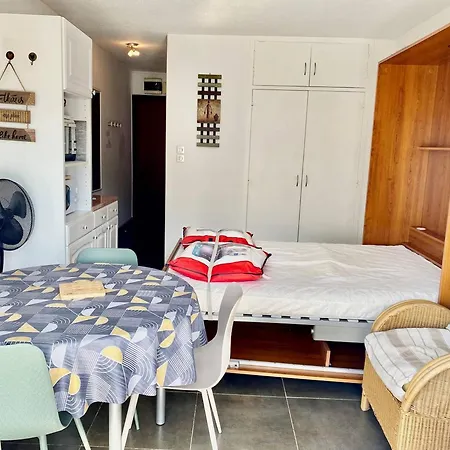 Apartment Cosy 24 M² Avec Balcon, Proche Cures Et Centre-ville, Animaux Bienvenus ! - Fr-1-703-109 *